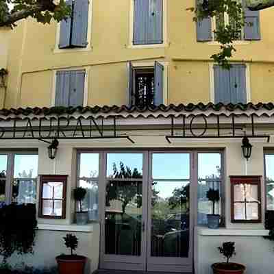 Hostellerie de l'Esplanade Hotel Exterior