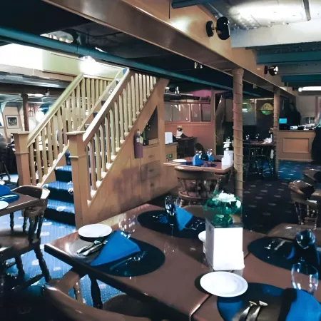 Canadian Princess Lodge & Marina
