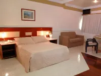 Tamareiras Park Hotel فنادق في أوبيرابا