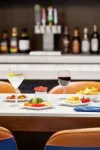 Embassy Suites by Hilton Kansas City Overland Park - Baarit