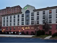 Holiday Inn Express & Suites Greenville-Downtown