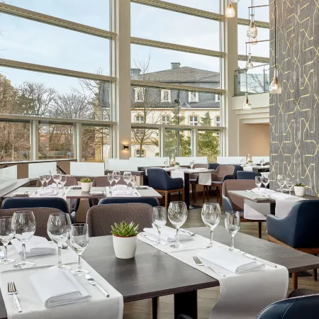 Sheraton Offenbach Hotel Отели рядом с достопримечательностью «Берген-Энкхайм»