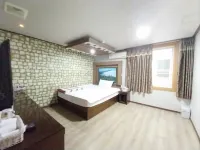 Hamyang Komodo - 汽車旅館