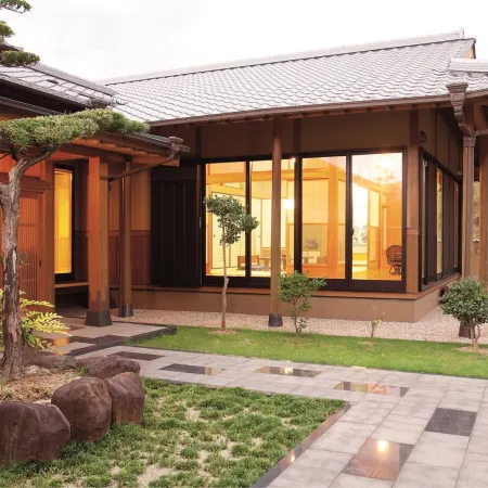 Nanaironoyu Hotel
