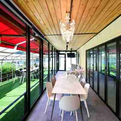 가평 바인키즈독채풀빌라 Dining/Meeting Rooms