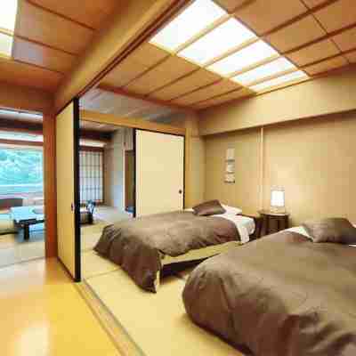 創業百余年の歴史　四季彩 一力　～磐梯熱海温泉の老舗旅館～ Rooms