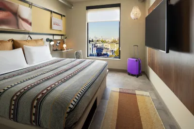 Moxy Oakland Uptown