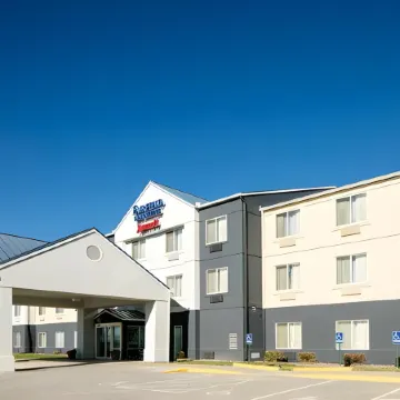 Fairfield Inn & Suites Kansas City Airport