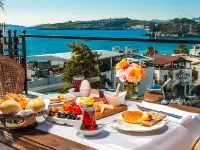 Ena Boutique Hotel Отели рядом с достопримечательностью «Замок Святого Петра»
