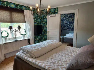 Älgbergets Bed & Breakfast Отели в г. Myggenas