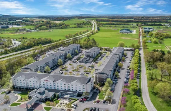 布萊克斯堡大學希爾頓花園酒店