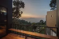 Rumah Bambunya Kakek - Theolive Bambu Hotels in Cicurug