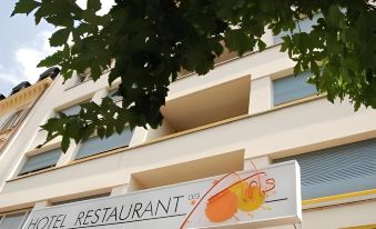 Arts Hotel