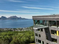 Wood Hotel Bodø فنادق في بودو