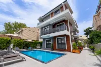 Euronova Hotels & Suites - Swimmingpools