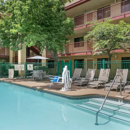 Best Western Plus Orchid Hotel Suites