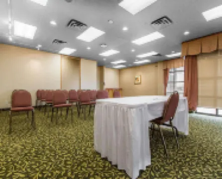 Quality Inn & Suites Bay Front Hotel di Sault Ste. Marie
