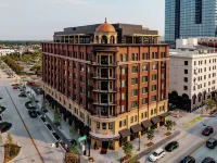 Hotel Renegade Отели рядом с достопримечательностью «National Interagency Fire Center and Wildland Firefighters Monument»