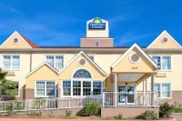 Motel 6 Stafford, TX – SW Houston - Sugarland Hotels near Texas Leaguer Brewing Company