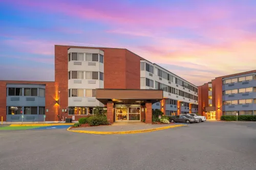 Pathos SeaSide Suites - Haustierfreundliche
