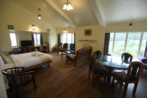 Tiger Hill Homestay - balcony