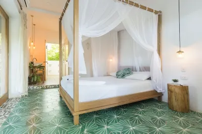 Casa del Pavo Real Boutique Hotel Hotels near La Casa del Artista, Palomino