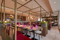 Voya Hotel - breakfast