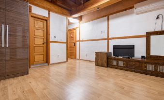 Gongju Haru Hanok Pension