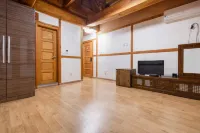 Gongju Haru Hanok Pension Hotels in Gongju-si