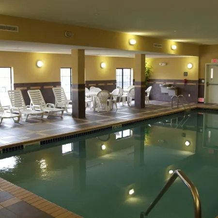 Hampton Inn & Suites Watertown