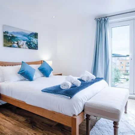 Skyline Duplex Penthouse - 3 Bedroom - Llanelli