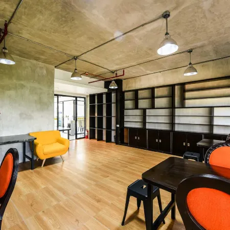 Travelbee Seaside Inn Отели рядом с достопримечательностью «Бохол Кволити Молл»