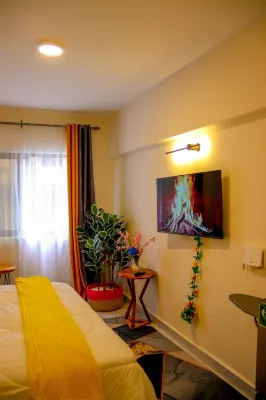 Lux Studio Jkia Airport View Suite Hotels near Masjid Aisha, Kamulu