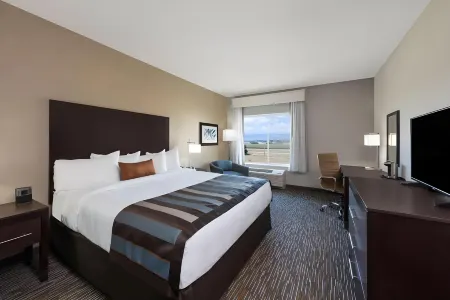 Hampton Inn by Hilton Nashville Airport Century Place