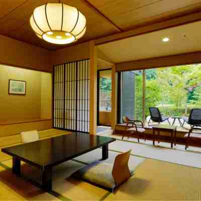 四万グランドホテル Rooms