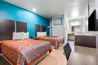 Econo Lodge Inn & Suites Channelview - Houston East