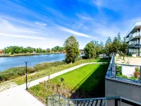 Apartment with Swimming Pool in Dziwnów فنادق في Dziwnow
