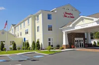 Hampton Inn & Suites Mystic Hotel a 