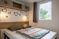 3 Bedroom Mobile Home Near the Beaches