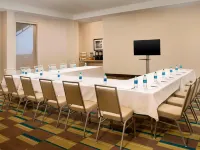 Four Points by Sheraton Jacksonville Beachfront Hotels near Engine 15 Brewing Co.