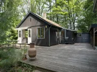 Tranquil Holiday Home in Epse With Sauna Hotels near Geert Groote Huis