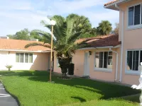 Super Inn by OYO Daytona Beach Near Airport