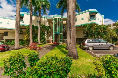 Oceanfront Luxury Penthouse Condo w/AC in North Shore’s Premier Property - Beach
