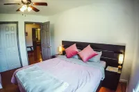 Spacious w/Hot Tub/Grill/Firepit 4 Br Red River Gorge - Summer Availability!!