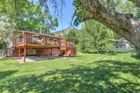 Cozy Mountain Home w/ NEW Hot Tub, Firepit & Deck w/ Views, 5 Mi. 2 Pools!