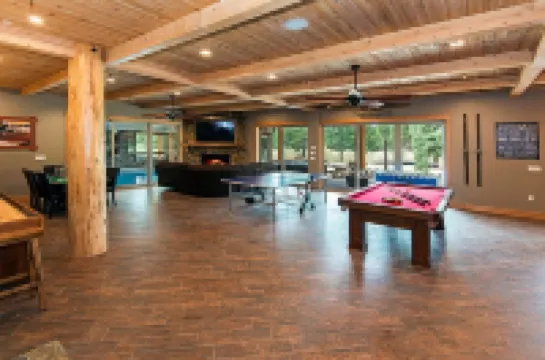 14 bedroom Heavenly Estate from luxury brand Tahoe South Vacation Rentals