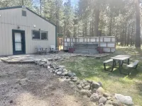 Hot Tub & Mountain Views in Libby