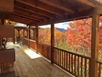Mountaintop Getaway with Gazeebo Deck Hot Tub & Fireplace! Long range views!