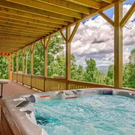 Vista Sunrise Mountain View with Hot Tub at Knight Sky Cabin