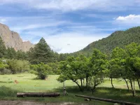 The GETAWAY nestled in the Brazos Cliffs near the river. - 4-Star